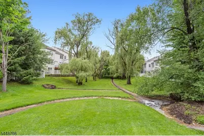145 Levinberg Ln, Wayne, NJ 07470 - Photo 35