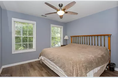145 Levinberg Ln, Wayne, NJ 07470 - Photo 27