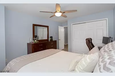 145 Levinberg Ln, Wayne, NJ 07470 - Photo 31