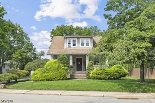 124 Weinmanns Blvd, Wayne, NJ 07470 - Photo 1