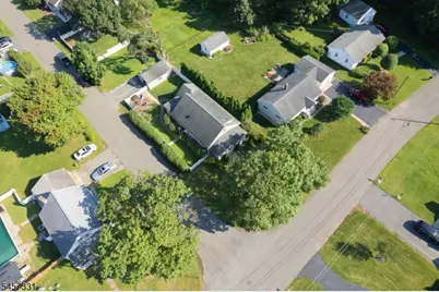 17 Ballantine St, Roxbury Township, NJ 07847 - Photo 35