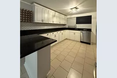 139 Mapes Ave, Newark, NJ 07112 - Photo 5