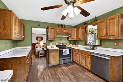 115 Fairview Dr, Branchburg Township, NJ 08853 - Photo 3