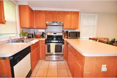 331 Center St #3, Westfield, NJ 07090 - Photo 5