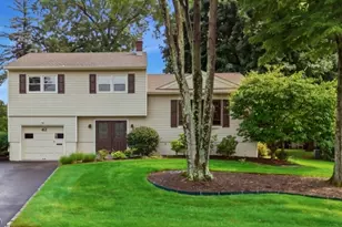 42 Hanover Pl, Wayne, NJ 07470 - Photo 1