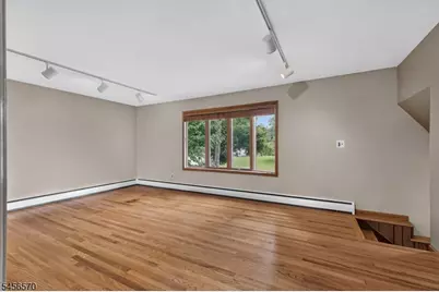 42 Hanover Pl, Wayne, NJ 07470 - Photo 7