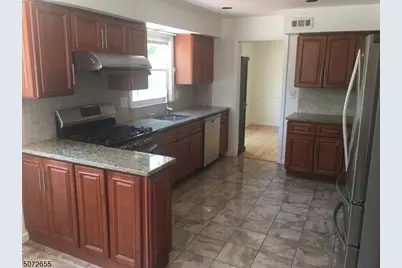 424 White Oak Ridge Rd, Millburn, NJ 07078 - Photo 5