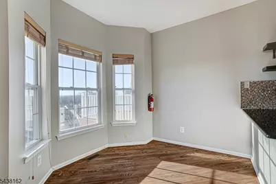 1039 Shadowlawn Dr, Green Brook Township, NJ 08812 - Photo 7