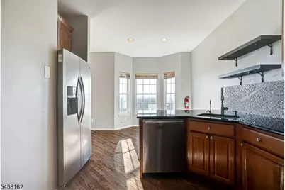 1039 Shadowlawn Dr, Green Brook Township, NJ 08812 - Photo 5