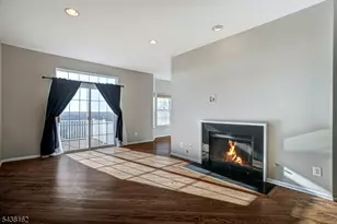 1039 Shadowlawn Dr, Green Brook Township, NJ 08812 - Photo 9