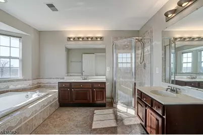 1039 Shadowlawn Dr, Green Brook Township, NJ 08812 - Photo 17