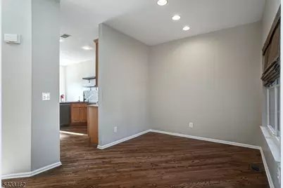 1039 Shadowlawn Dr, Green Brook Township, NJ 08812 - Photo 3