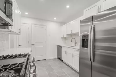 131-C Beverly Hill Ter #C, Woodbridge Township, NJ 07095 - Photo 5