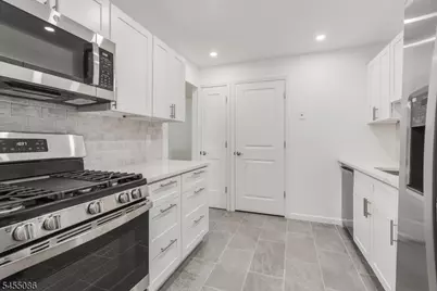 131-C Beverly Hill Ter #C, Woodbridge Township, NJ 07095 - Photo 7