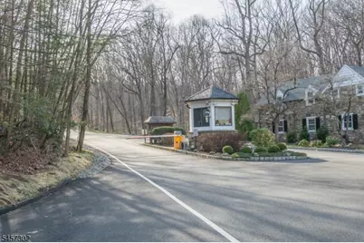 390 Ski Trl, Kinnelon, NJ 07405 - Photo 31