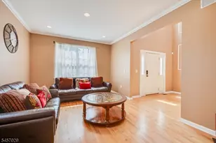 103 Timberhill Dr, Franklin Township, NJ 08823 - Photo 3