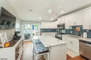 18 Clover Pl, Mine Hill, NJ 07803 - Photo 7