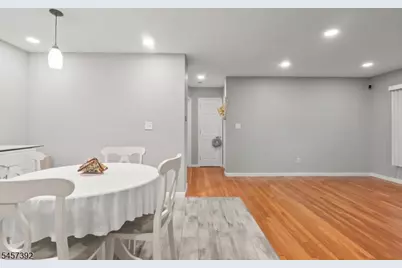 92 Anderson Ave, Totowa, NJ 07512 - Photo 9