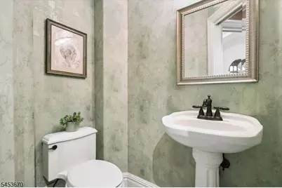7 Farmstead Rd, North Caldwell, NJ 07006 - Photo 19