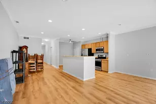 8 Allister Ct, Lincoln Park, NJ 07035 - Photo 3