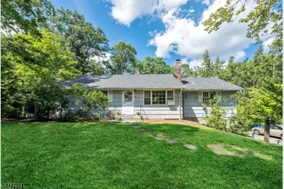115 Riverwood Ave, Bedminster Township, NJ 07921 - Photo 3