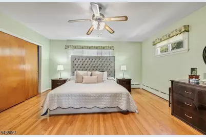 115 Riverwood Ave, Bedminster Township, NJ 07921 - Photo 17