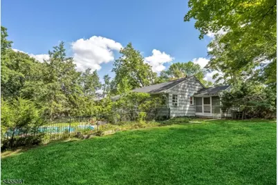 115 Riverwood Ave, Bedminster Township, NJ 07921 - Photo 39