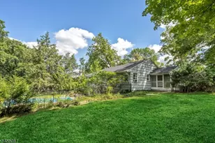 115 Riverwood Ave, Bedminster Township, NJ 07921 - Photo 39