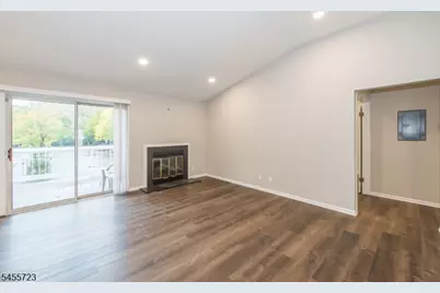 72 Sage Court Ondo, Bedminster Township, NJ 07921 - Photo 5