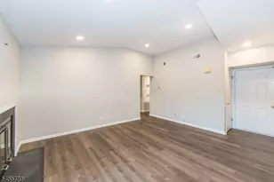 72 Sage Ct Ondo, Bedminster Township, NJ 07921 - Photo 3
