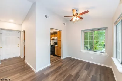 72 Sage Court Ondo, Bedminster Township, NJ 07921 - Photo 7