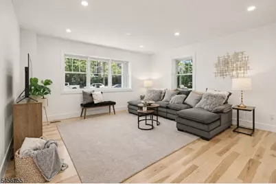 941 Lincoln Ave E, Cranford Township, NJ 07016 - Photo 9