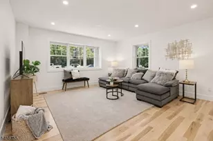 941 Lincoln Ave E, Cranford Township, NJ 07016 - Photo 9
