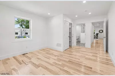 941 Lincoln Ave E, Cranford Township, NJ 07016 - Photo 17