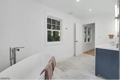 941 Lincoln Ave E, Cranford Township, NJ 07016 - Photo 37