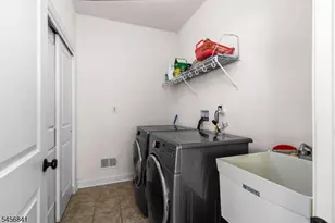 5 Pfrommer Ave, Mount Olive, NJ 07828 - Photo 13