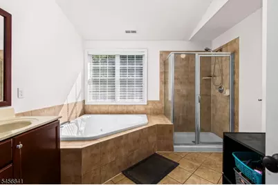 5 Pfrommer Ave, Mount Olive, NJ 07828 - Photo 15