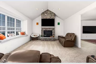 5 Pfrommer Ave, Mount Olive, NJ 07828 - Photo 9