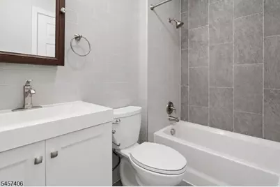 74 Boston St, Newark, NJ 07103 - Photo 9