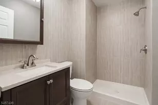 74 Boston St, Newark, NJ 07103 - Photo 11
