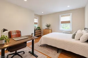 8 S Oak Ct, Madison, NJ 07940 - Photo 17