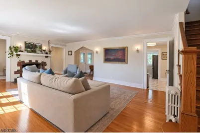 8 S Oak Ct, Madison, NJ 07940 - Photo 5