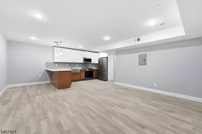 39 Grand Ave, Newark, NJ 07106 - Photo 31