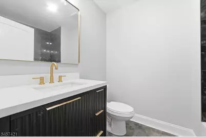39 Grand Ave, Newark, NJ 07106 - Photo 29