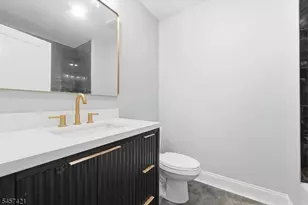 39 Grand Ave, Newark, NJ 07106 - Photo 29