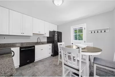 16 Abbott Ct, Flemington, NJ 08822 - Photo 7