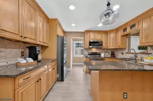 70 Old Mountain Rd, Clinton Township, NJ 08833 - Photo 19