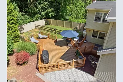 70 Old Mountain Rd, Clinton Township, NJ 08833 - Photo 11