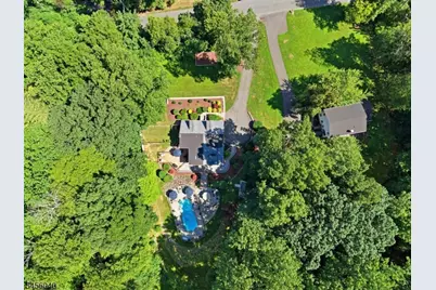 70 Old Mountain Rd, Clinton Township, NJ 08833 - Photo 13