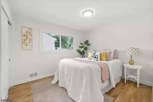 100 Pier Ln, Fairfield, NJ 07004 - Photo 17
